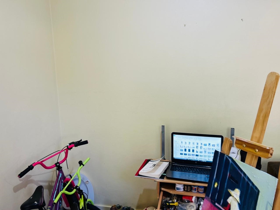 3 Bedroom Property for Sale in Langenhovenpark Free State